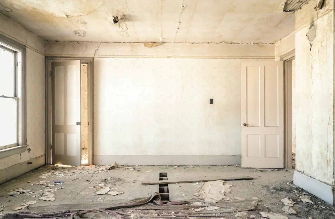Waste disposal crew managing a cleanout project in Sulphur